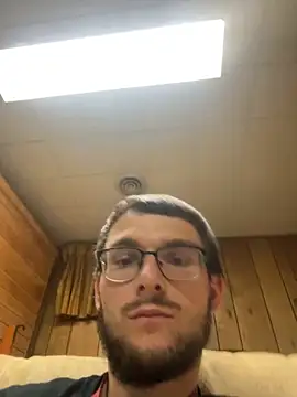 Snapshot of hungkubenski chatting on 10-13-25, 12:34 hungkubenski online show from 10-13-25, 12:34