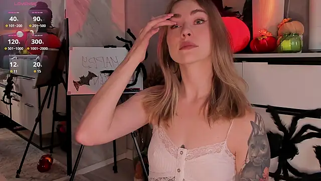 LoveGameSexx online show from 10-31-25, 09:17