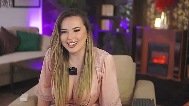 EvaSunderland online show from 03-11-25, 08:20