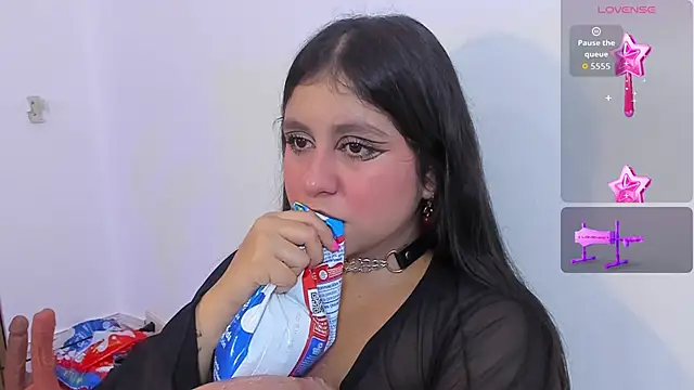 lola clit online show from 10-21-25, 12:37