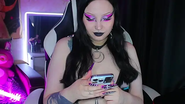 Kitty goth online show from 07-24-26, 09:22