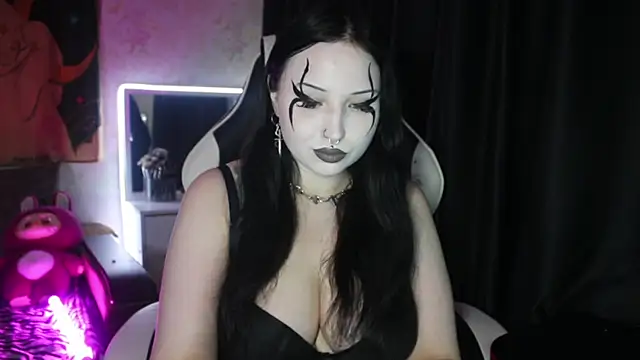 Kitty goth online show from 07-10-26, 09:37