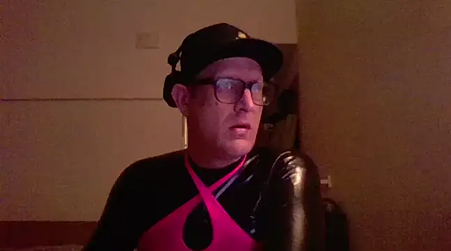 Bigthroaterboy online show from 03-06-25, 07:10