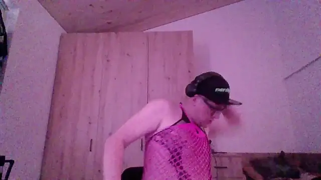 Bigthroaterboy online show from 10-09-25, 09:54