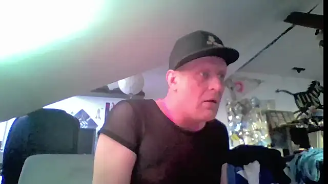 Bigthroaterboy online show from 06-03-26, 06:34