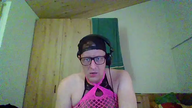 Bigthroaterboy online show from 09-24-25, 05:19