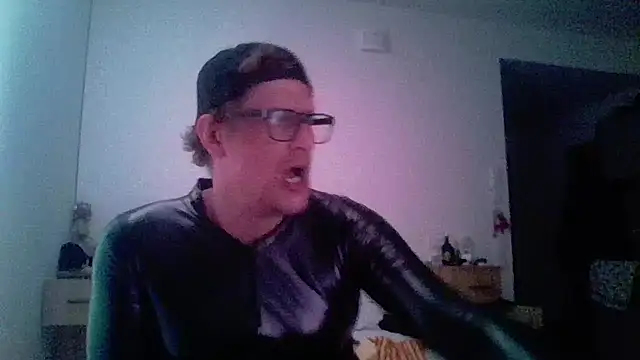 Bigthroaterboy online show from 03-21-26, 04:35