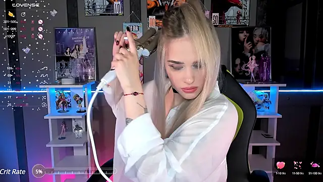 Snapshot of Ellen_Soft chatting on 03-07-25, 05:17 Ellen Soft online show from 03-07-25, 05:17