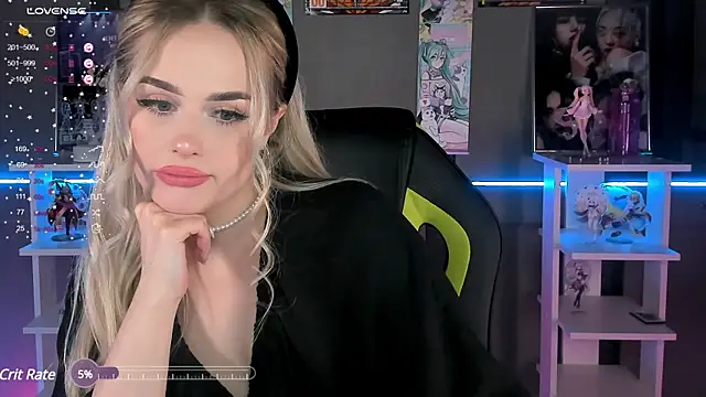 Snapshot of Ellen_Soft chatting on 02-13-25, 08:03 Ellen Soft online show from 02-13-25, 08:03