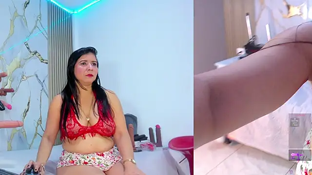 Snapshot of YUSELFI_ROSS_ chatting on 12-03-25, 12:15 YUSELFI ROSS online show from 12-03-25, 12:15