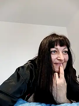 Snapshot of Women-pleasures chatting on 03-13-25, 08:26 Women-pleasures online show from 03-13-25, 08:26