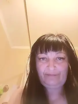 Snapshot of Women-pleasures chatting on 12-23-25, 10:03 Women-pleasures online show from 12-23-25, 10:03