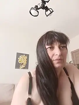 Women-pleasures online show from 06-15-26, 01:00