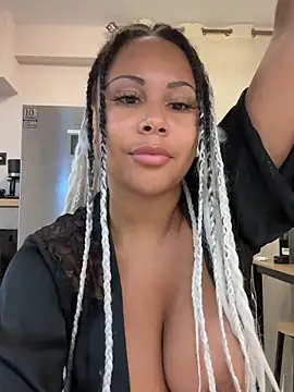 HaileyDiana online show from 10-24-25, 06:29