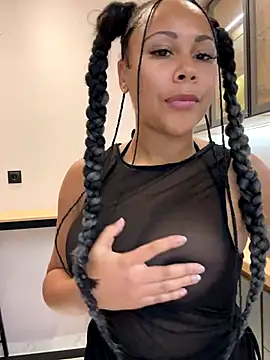 HaileyDiana online show from 11-26-25, 01:44