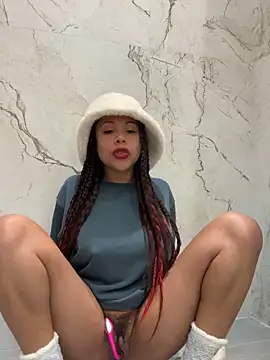 HaileyDiana online show from 03-10-26, 12:14