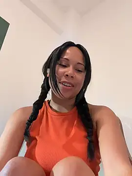 HaileyDiana online show from 06-18-26, 04:45