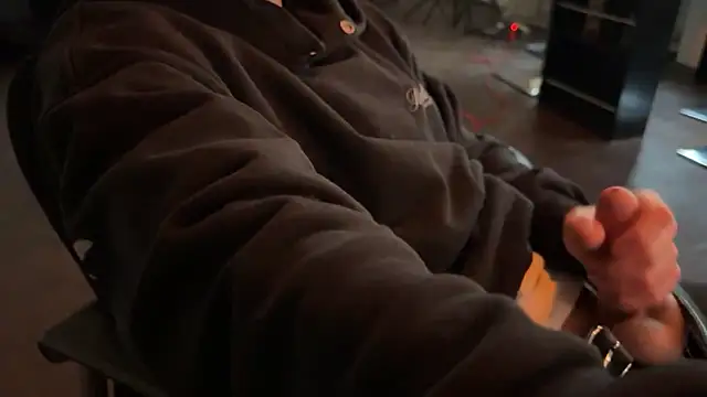 KendrickJiz online show from 04-04-26, 05:41