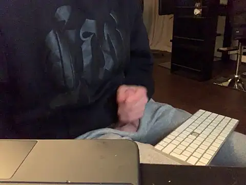 KendrickJiz online show from 05-03-26, 08:01