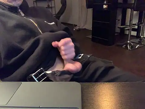 KendrickJiz online show from 05-09-26, 08:12