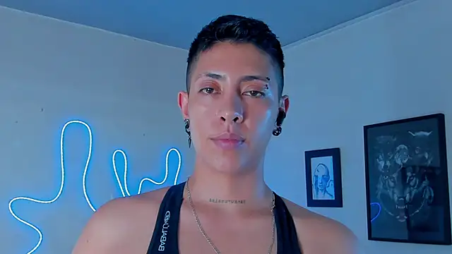 Snapshot of Aleja1214 chatting on 09-10-25, 11:26 Aleja1214 online show from 09-10-25, 11:26