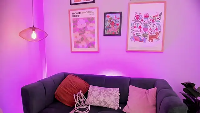 Melissa Koster online show from 10-27-25, 05:52