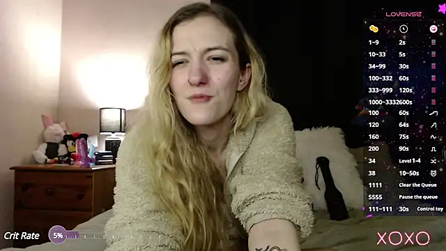 Snapshot of EllieeRose chatting on 03-03-25, 01:38 EllieeRose online show from 03-03-25, 01:38