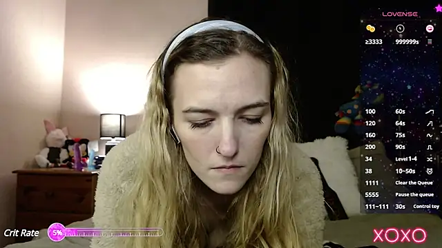 Snapshot of EllieeRose chatting on 02-17-25, 09:43 EllieeRose online show from 02-17-25, 09:43