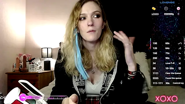 Snapshot of EllieeRose chatting on 10-05-25, 07:59 EllieeRose online show from 10-05-25, 07:59