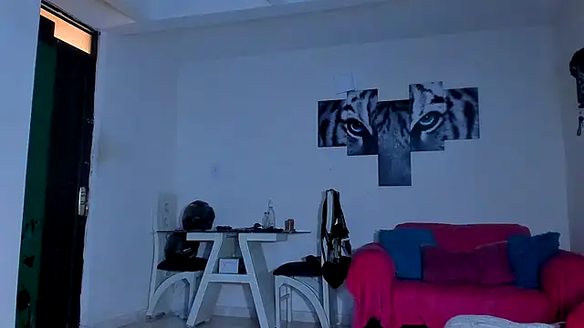 Snapshot of kerlysmith_24 chatting on 02-18-26, 01:18 kerlysmith 24 online show from 02-18-26, 01:18