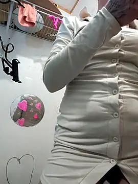 Snapshot of vvictoria_xxx chatting on 03-07-26, 02:51 vvictoria xxx online show from 03-07-26, 02:51