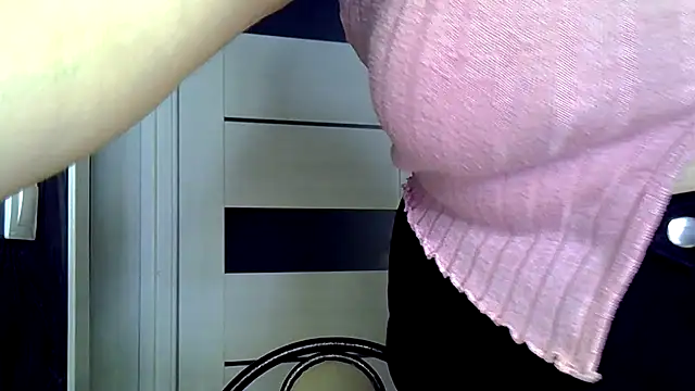 AnitaWillias online show from 05-25-26, 03:17
