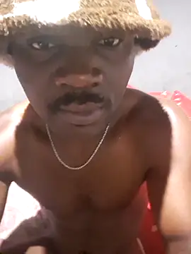 Snapshot of Petrossa chatting on 11-26-25, 05:57 Petrossa online show from 11-26-25, 05:57