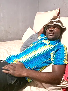 Snapshot of Petrossa chatting on 12-18-25, 11:58 Petrossa online show from 12-18-25, 11:58