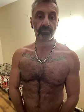 Snapshot of DaddySnowXX chatting on 01-22-25, 07:57 DaddySnowXX online show from 01-22-25, 07:57