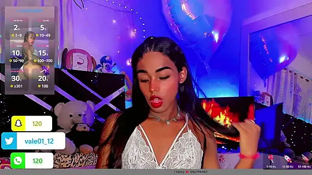 Snapshot of hot_goddess3X chatting on 03-05-25, 06:44 hot goddess3X online show from 03-05-25, 06:44