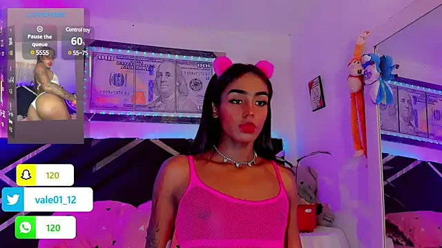 Snapshot of hot_goddess3X chatting on 03-16-25, 03:25 hot goddess3X online show from 03-16-25, 03:25