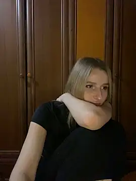 Ameli Li online show from 12-07-24, 02:47