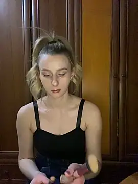 Ameli Li online show from 12-03-24, 11:18