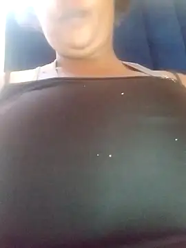 NippleMilkXx online show from 02-06-26, 09:38