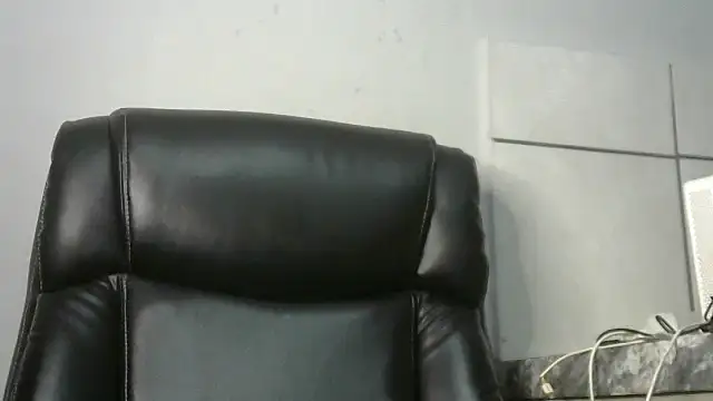 NippleMilkXx online show from 05-01-26, 12:21