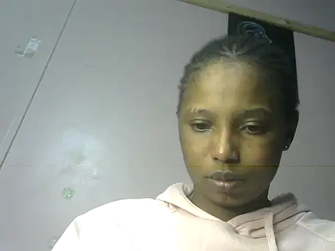 SweetWhisper online show from 11-09-25, 06:56