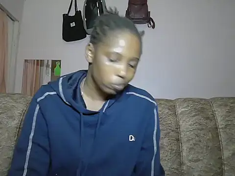 SweetWhisper online show from 12-21-25, 10:21