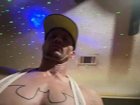Snapshot of trash4cash chatting on 07-15-26, 05:42 trash4cash online show from 07-15-26, 05:42
