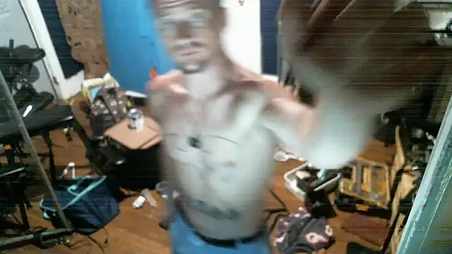 Snapshot of trash4cash chatting on 09-20-25, 05:01 trash4cash online show from 09-20-25, 05:01