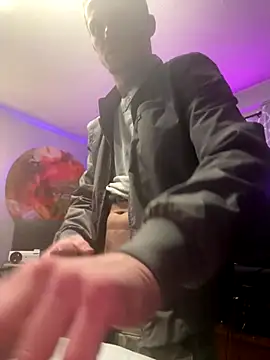 trash4cash online show from 11-27-25, 08:42