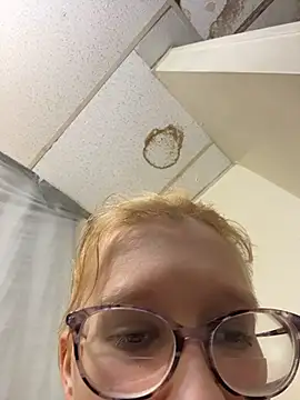 Snapshot of YandereDemon chatting on 03-06-26, 03:45 YandereDemon online show from 03-06-26, 03:45