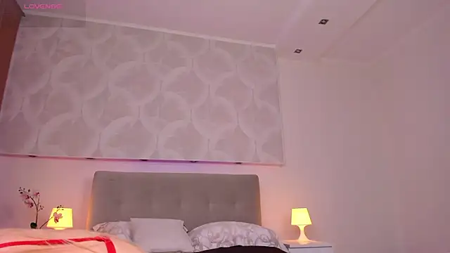 Erika Carpenter online show from 04-21-26, 01:42