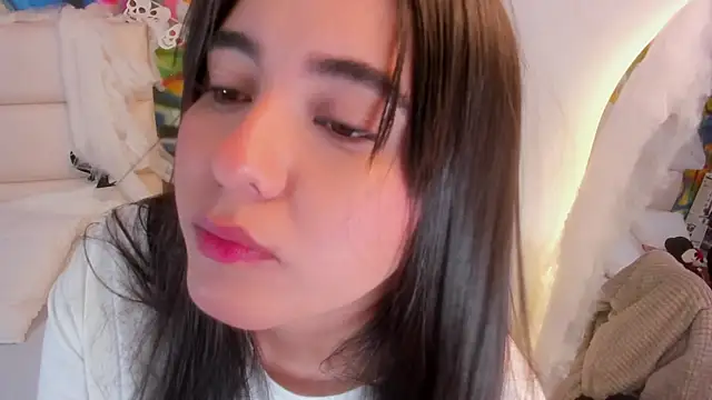 Snapshot of Liana_Bernocchi chatting on 10-05-25, 08:21 Liana Bernocchi online show from 10-05-25, 08:21