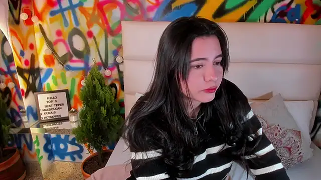 Snapshot of Liana_Bernocchi chatting on 11-14-25, 09:07 Liana Bernocchi online show from 11-14-25, 09:07